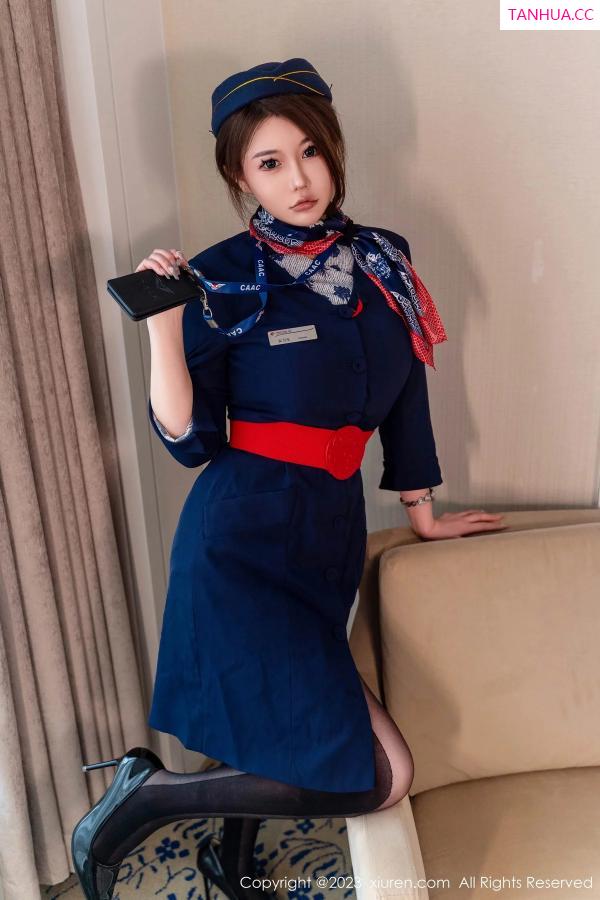 甜妮  [XiuRen]高清写真图 2023.12.28 No.7879 甜妮 黑丝美腿第15张图片